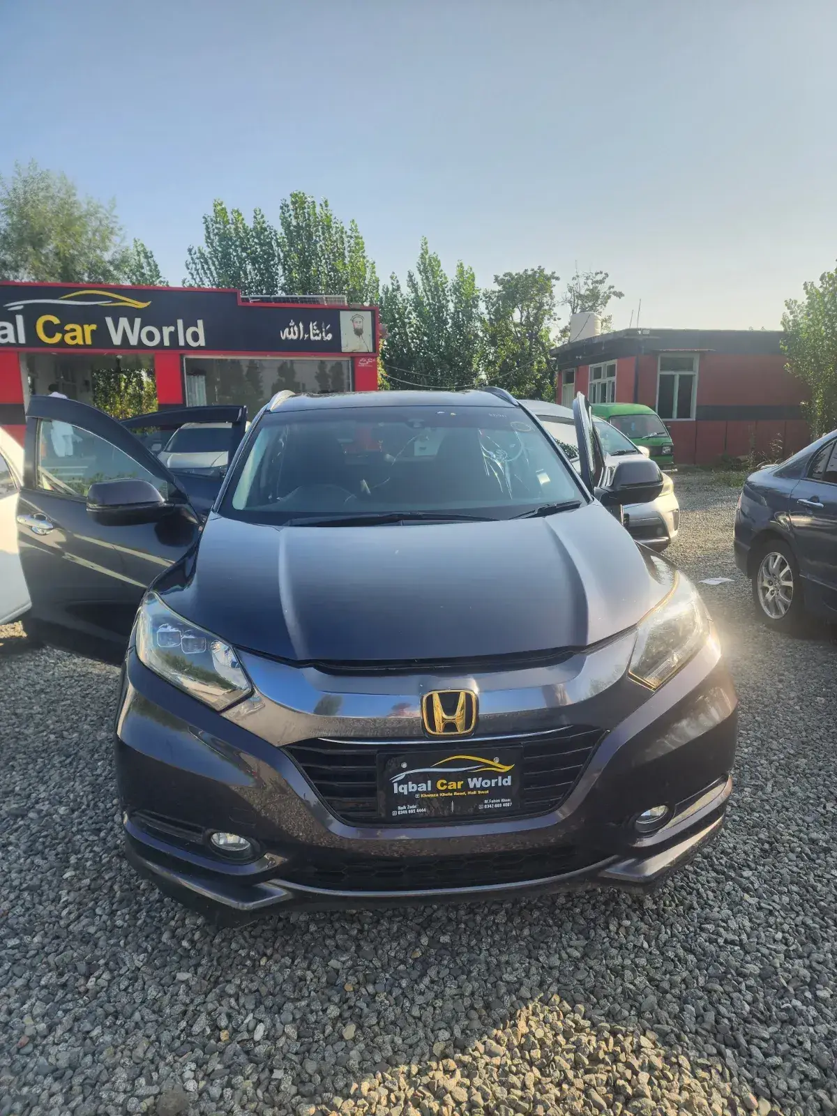 2015 Honda Vezel Hybrid X سوات میں فروخت — تصویر 6 از 6