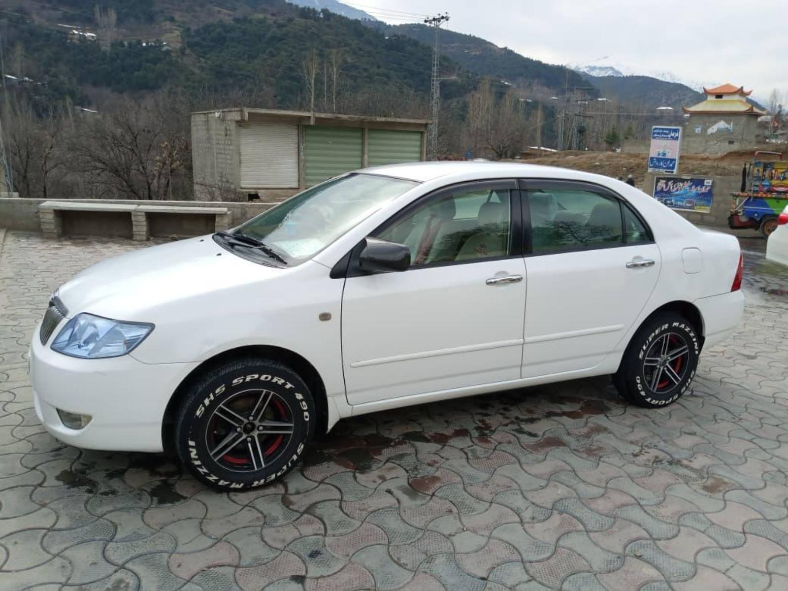 2006 Toyota Corolla SE Saloon in Upper Dir for sale — photo 10 of 11